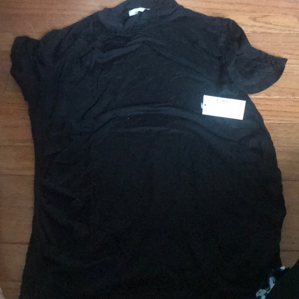 Brand new with tags dress barn short sleeve top